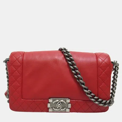 Pre-owned Chanel Red Leather Medium Reverso Boy Bag
