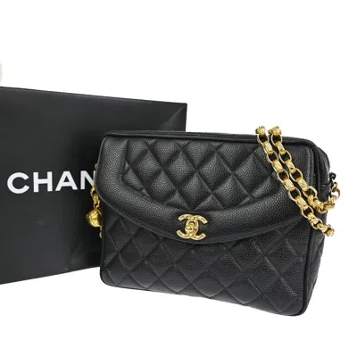Pre-owned Chanel Diana Black Leather Shoulder Bag ()
