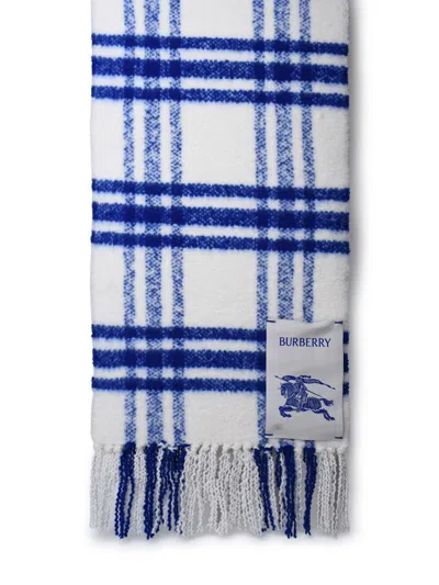 Burberry White Wool Scarf In Blue