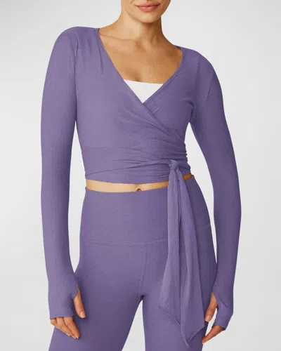 Beyond Yoga Featherweight Waist No Time Wrap Top In Indigo Heather