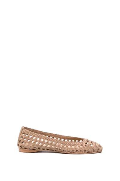 Paloma Barceló Open-knit Leather Ballerina Shoes In Natural