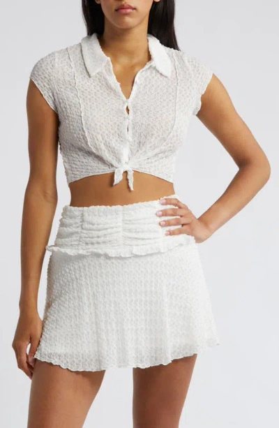 Something New Mila Texture Tie Front Crop Top In Snow White