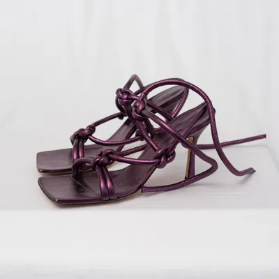 Pre-owned Bottega Veneta Metallic Purple Leather Knot Sandals, 41