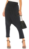 RAQUEL ALLEGRA CROPPED SLOUCHY PANT,Y74 1642