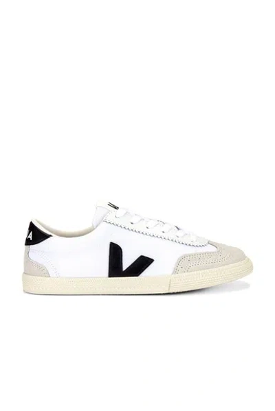 Veja Volley Canvas Shoes In White & Black