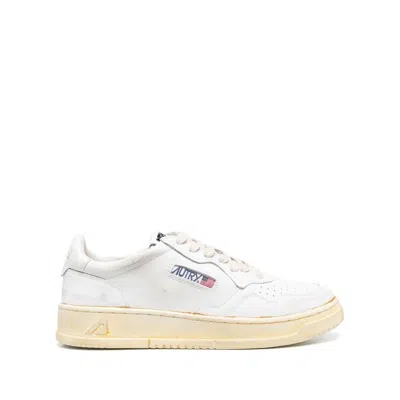 Autry Leather Trainer In Bianco