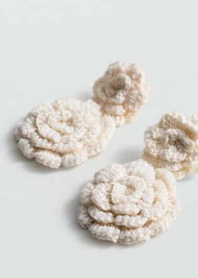 Mango Crochet Flower Earrings White In Blanc
