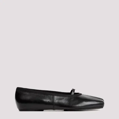 Givenchy 4g 标牌褶饰芭蕾平底鞋 In Black