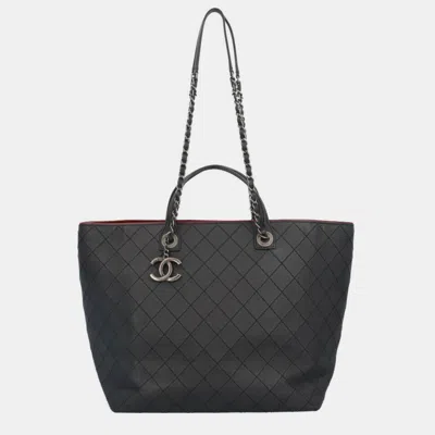 Pre-owned Chanel Black Wild Stitch Caviar Large Shopping In Chains Tote
