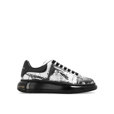 Alexander Mcqueen Larry Graphic Printed Trainers In Multi