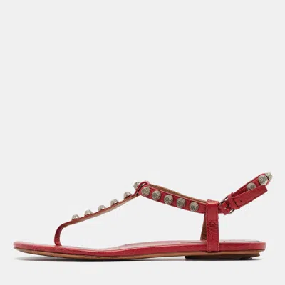 Pre-owned Balenciaga Dark Pink Leather Studded Thong Flat Sandals Size 40