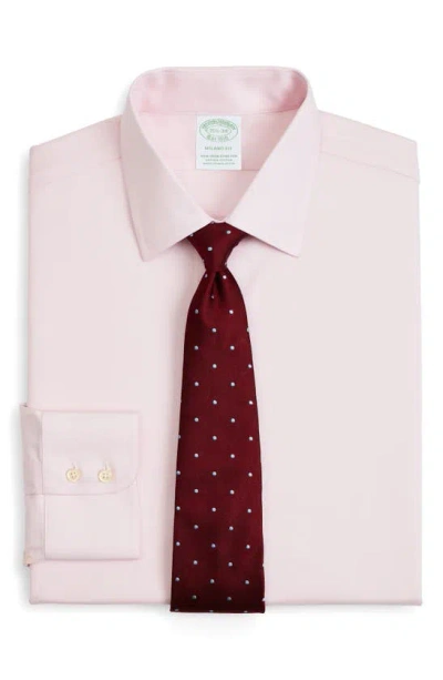 Brooks Brothers Stretch Madison Relaxed-fit Dress Shirt, Non-iron Twill English Collar | Pink | Size 15 33