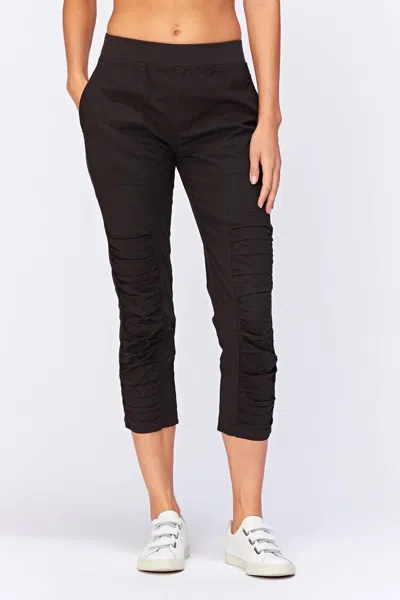 Wearables Geyser Crop Pants In Black Adder In Multi