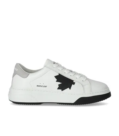 Dsquared2 Bumper Low Top Sneakers In White,black