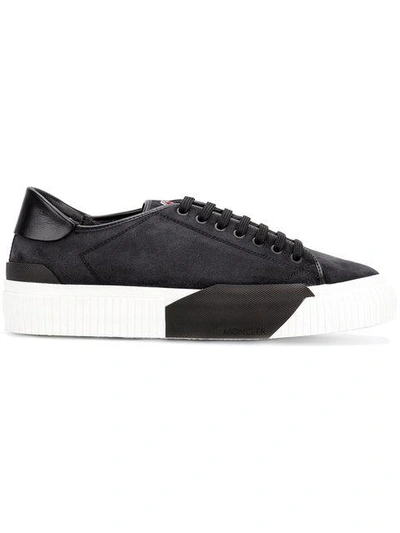 Moncler Colour-block Trainers In Black