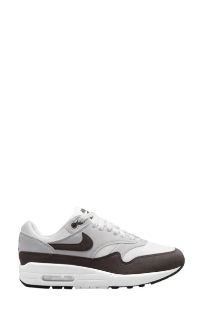Nike Air Max 1 Sneakers In White And Dark Brown-black