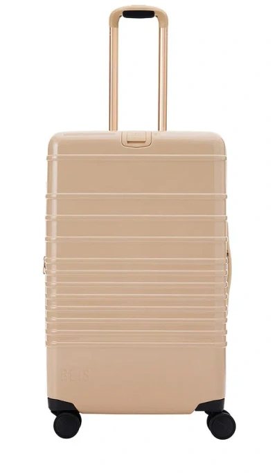Beis The Glossy Medium Check-in Roller In Beige