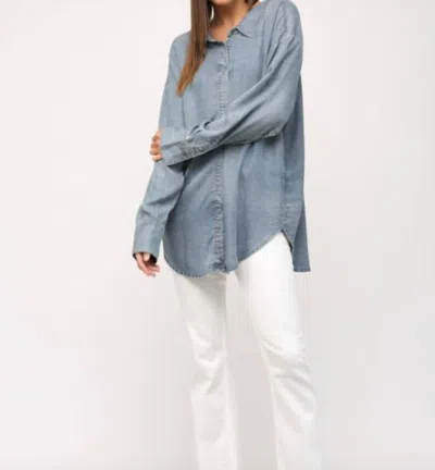 Fate Tencel Button Down In Washed Blue