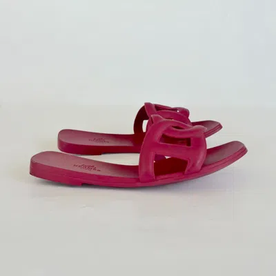 Pre-owned Hermes Hermès Aloha Rubber Sandals In Rose Baie Dark Red, 37