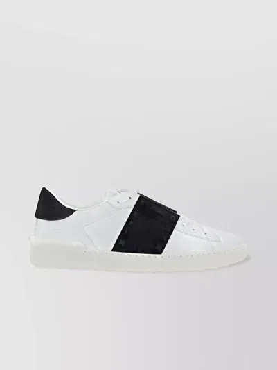 Valentino Garavani White & Black Calfskin Rockstud Untitled Sneakers In Bianco/nero