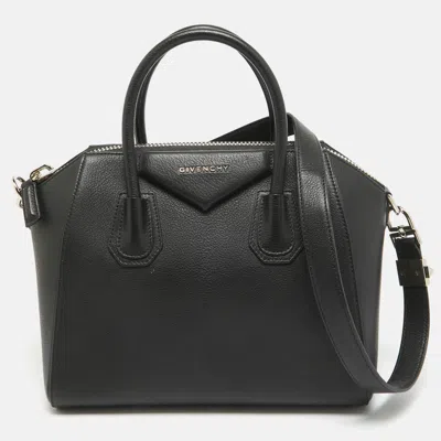 Pre-owned Givenchy Black Leather Small Antigona Satchel