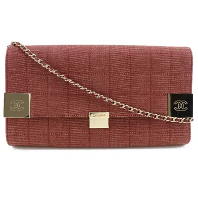 Pre-owned Chanel Chocolate Bar Red Canvas Shoulder Bag ()