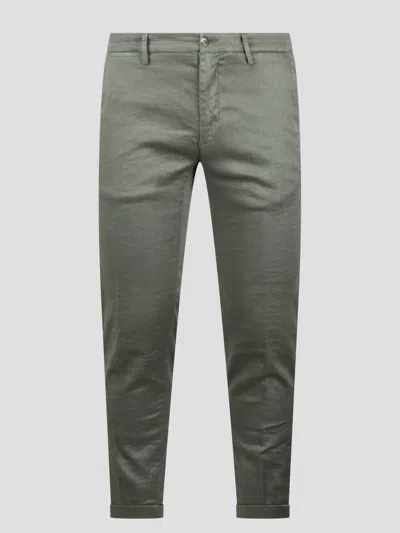 Re-hash Mucha Chinos Trouser In Green