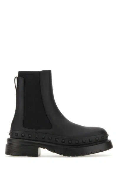 Valentino Garavani Man Black Leather Rockstud M-way Ankle Boots