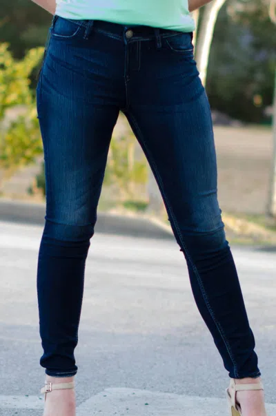 Silver Jeans Co. Suki Jegging In Denim In Multi