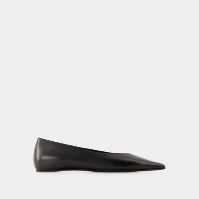 Totême Toteme Sandals In Black