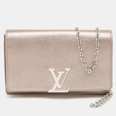 Pre-owned Louis Vuitton Iridescent Leather Chain Louise Clutch In Beige