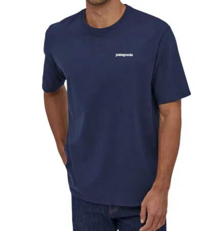 Patagonia Men's Long-sleeved P-6 Logo Responsibili-tee Top In Classic Navy In Blue