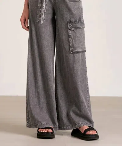 Elan Women's Rosewood Wide Leg Cargo Pants In Black Wash