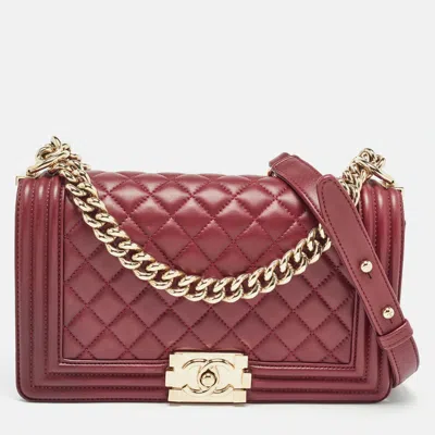 Pre-owned Chanel Burgundy Quilted Leather Medium Boy Bag