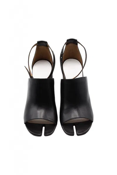 Maison Margiela Tabi Leather Sandals Shoes In Black