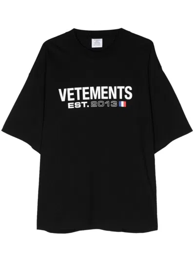 Vetements Logo Cotton T-shirt In Black
