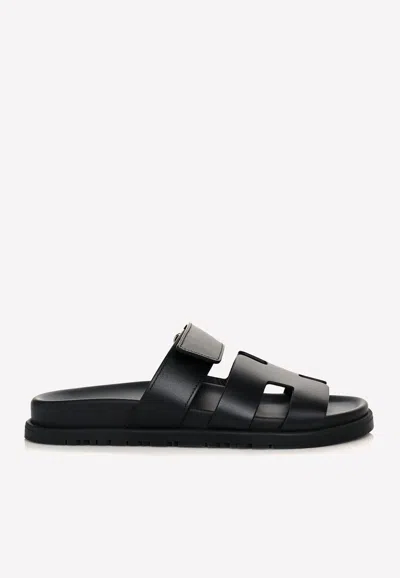 Pre-owned Hermes Chypre Sandals In Calfskin And Shearling In Black