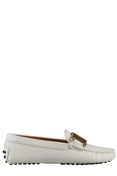 Tod's Kate Gommino Driving Flat Shoes In White