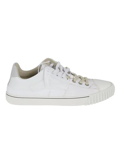 Maison Margiela Dual Lace-up Low-top Sneakers In White/off-white