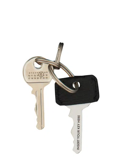 Mm6 Maison Margiela Numeric Signature Keychain In Silver