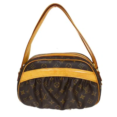 Pre-owned Louis Vuitton Clara Canvas Shoulder Bag () In Brown