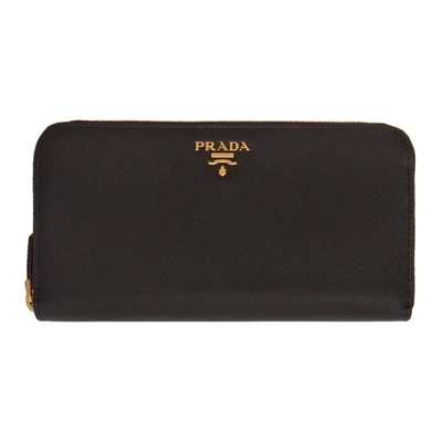 Prada 纹理皮革长款钱包 In Black/gold