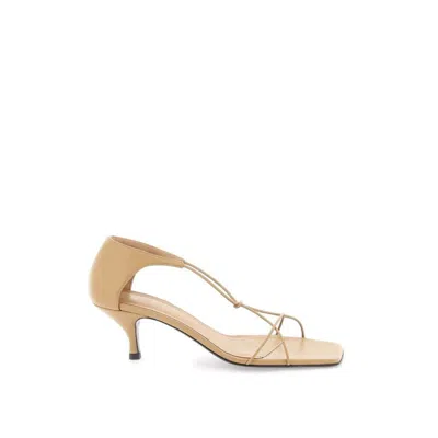 Totême Toteme Women Leather Knot Sandals In Cream