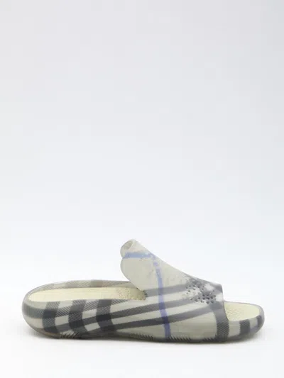 Burberry Stingray Slippers In Beige