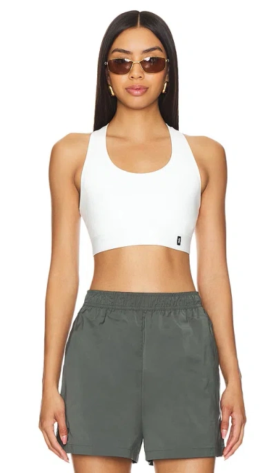 On Pace Sports Bra In Undyed White
