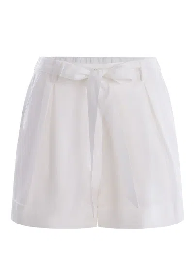 Pinko Shorts In Bianco Brillante