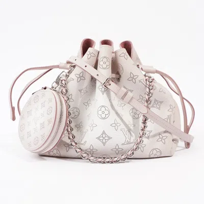 Pre-owned Louis Vuitton Bella Light /ombre Calfskin Leather Shoulder Bag In White