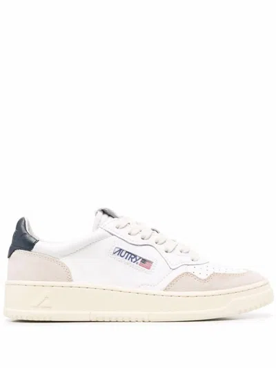Autry Medalist Low Wom Shoes In White