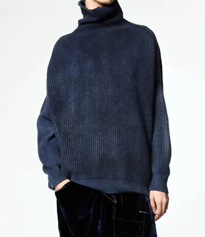 Avant Toi Ribbed Highneck Pullover In Midnight In Blue
