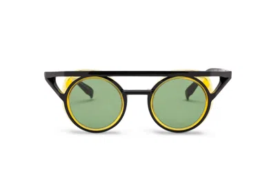 Factory 900 Sunglasses In Transparent Black, Yellow